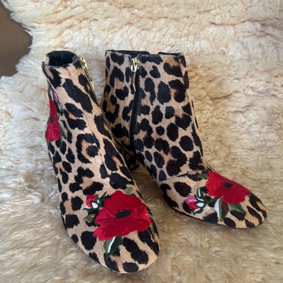 Kate Spade leopard floral ankle boots - Picture 1 of 11